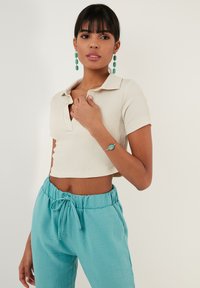 LELA SLIM FIT - Blúzka - stone