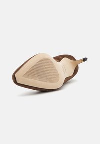 BOSS CHARLIZE - Escarpins - light/pastel brown