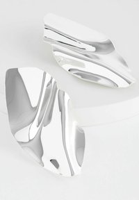 Next MOLTEN FOLDED STATEMENT - Kõrvarõngad - silver tone