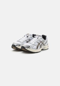 ASICS SportStyle GEL-1130 UNISEX - Športni copati - white/clay canyon