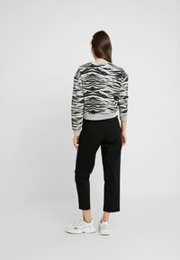 Urban Classics LADIES TIGER CREW - Camisola - grey