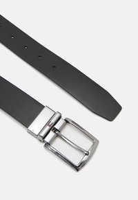 Tommy Hilfiger DENTON - Cintura - space blue/black