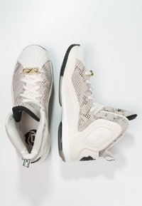 adidas Performance Obuwie do koszykówki