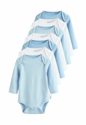 Set med sex långärmade bodysuits i ljusblå och vit bomull, med tryckknappar och kontrasterande raglanärmar. Mjuk, slät textur.