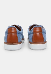 Bata Stringate sportive - blu