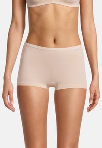 Beżowe majtki boyshort wykonane z gładkiego, elastycznego materiału. Posiadają wygodny pas i minimalistyczny design bez widocznych szwów.