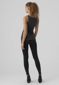 Vero Moda U-HALSAUSSCHNITT - Top - dark grey melange