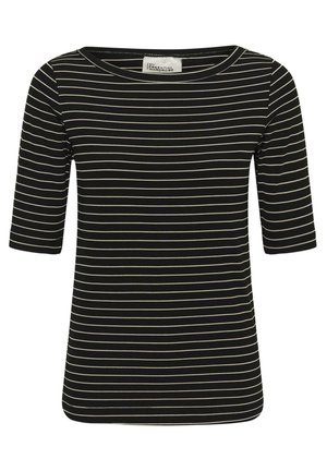 Černé tričko s krátkým rukávem a bílými vodorovnými pruhy, s kulatým výstřihem, označené nápisem "My Essential Wardrobe".