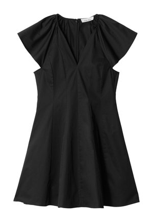 Robe noire en ligne A avec manches courtes à volant, col en V et fermeture éclair au dos, confectionnée en tissu lisse.