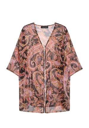 Przezroczysta bluzka w stylu kimona z wzorem paisley w ciepłych odcieniach różu, pomarańczu i brązu, z dekoltem w serek i szerokimi rękawami.