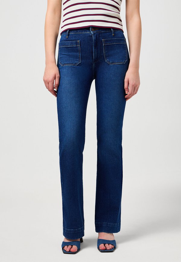 Flared Jeans - dark wash