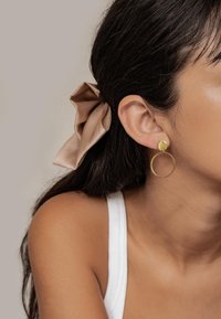 Hey Happiness CIRCLE HOOPS - Pendientes - goldfarben