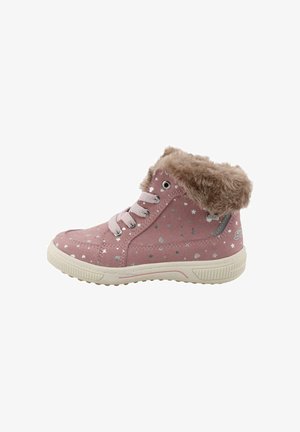 Bottines roses avec bord en fausse fourrure, motif en étoiles et cœurs argentés, design à lacets, semelle en caoutchouc et semelle texturée pour une bonne adhérence.