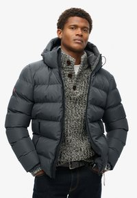 Superdry & Co HOODED SPORTS PUFFER  - Chaqueta de invierno - ebony