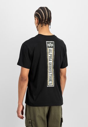 Alpha Industries, ALPHA INDUSTRIES MEN - T-SHIRTS BACKPRINT VINTAGE PANEL T-SHIRT - T-Shirt print - black