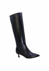 Stivale in pelle nera al ginocchio con punta affusolata e tacco basso. Texture liscia con un design senza cuciture e senza fissaggi visibili.