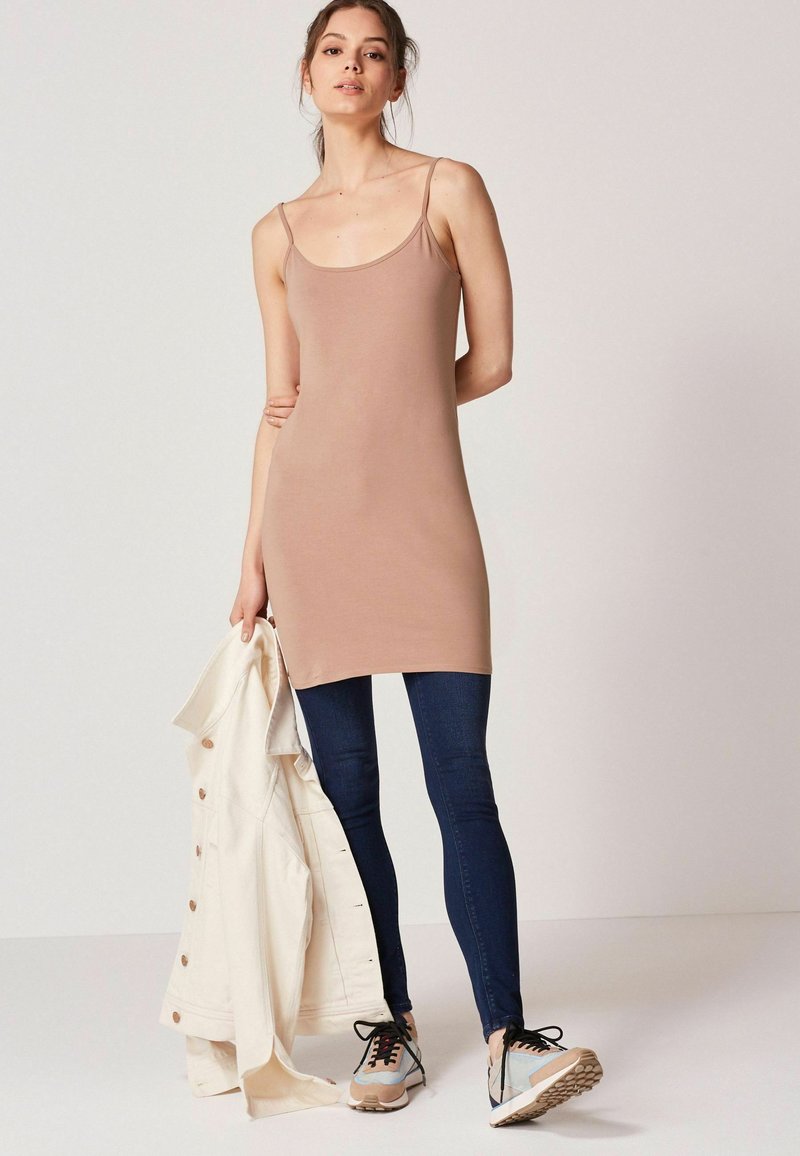 Next - LONGLINE THIN STRAP  - Tops - neutral, Palielināt