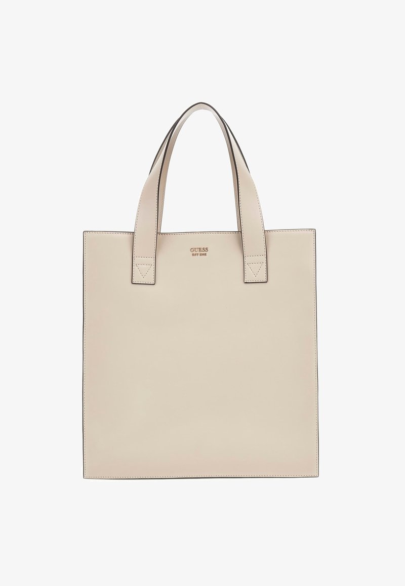 Sac cabas rectangulaire en cuir beige avec double anse d'épaule et petit logo doré "GUESS" embossé en haut au centre.