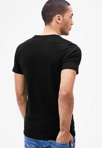 s.Oliver 2 PACK - Undershirt - black
