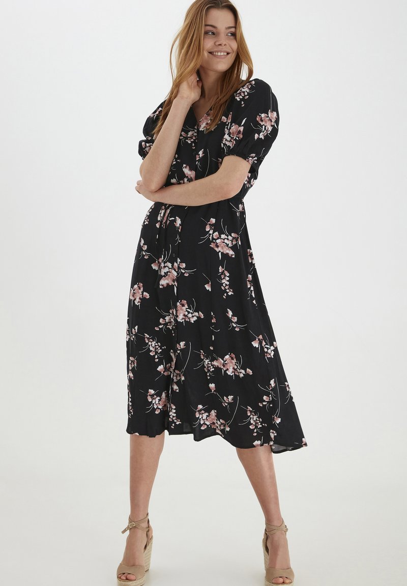 b.young BYMMJOELLA MIDI DRESS - Freizeitkleid - black mix