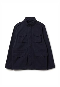 Marineblauer Militärstil-Jacke aus Baumwolle, mit hohem Kragen, zwei oberen Taschen und zwei unteren Klapptaschen.
