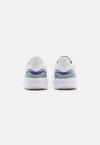 Fila CRUSHER TEENS UNISEX - Tenisice - white/dahlia purple