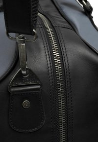 The Chesterfield Brand Reisetasche - light grey