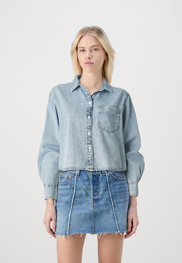 CROPPED SHIRT FRANKIE - Button-down blouse - light wash