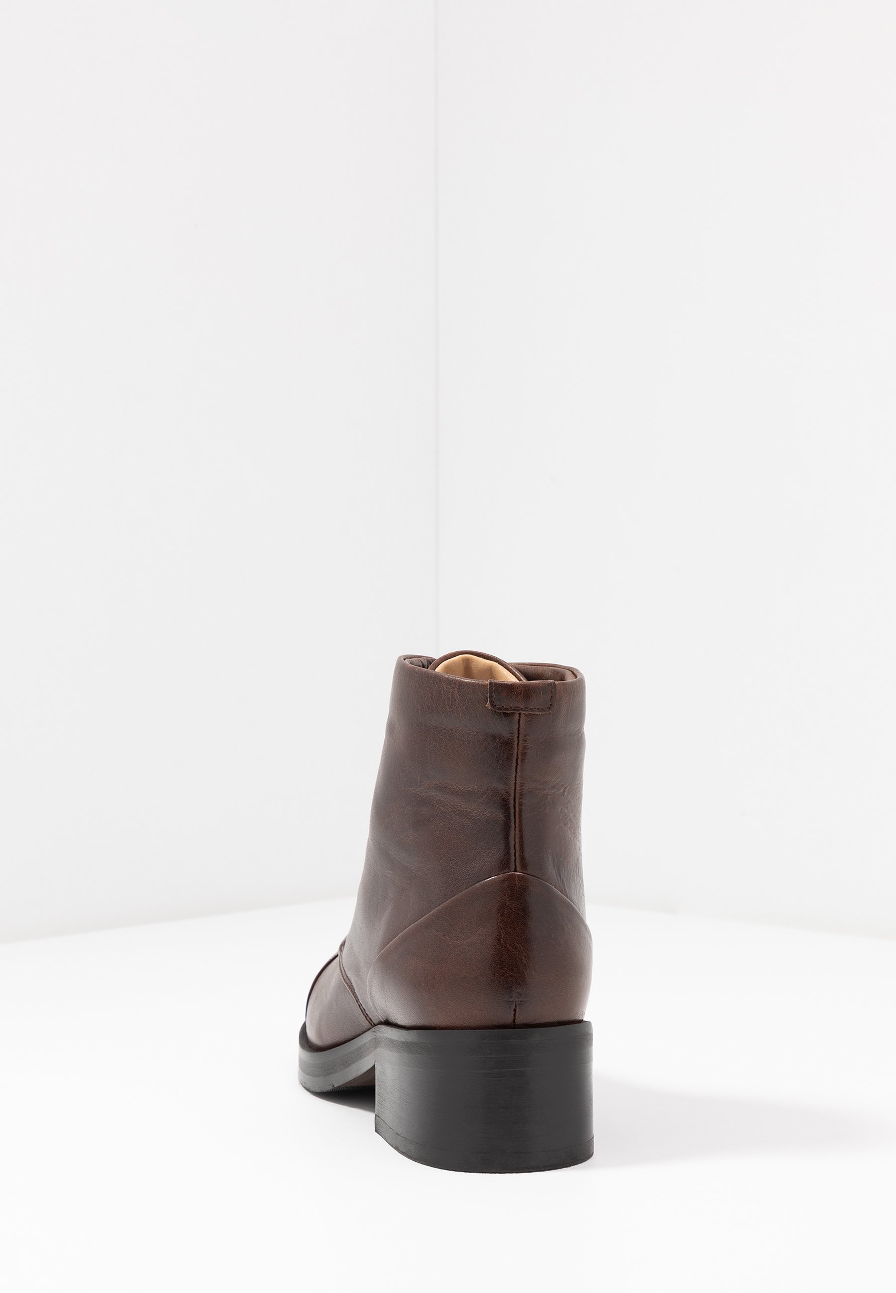 Royal RepubliQ DISTRICT LACE UP BOOT Royal RepubliQ DISTRICT LACE UP BOOT