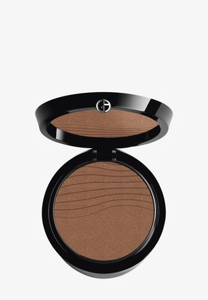 LUMINOUS SILK COMPACT - Peitevoide - 11.5