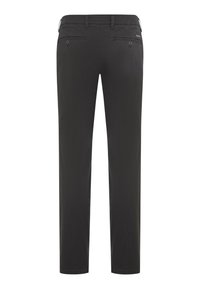Pantaloni neri a gamba dritta, dotati di due tasche posteriori con chiusura a bottone e passanti per la cintura. Tessuto liscio con minima texture.