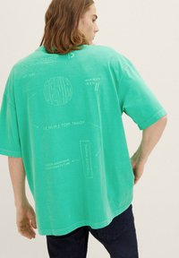 TOM TAILOR DENIM T-shirt z nadrukiem