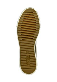 Suela de zapato de goma con estrías marrones, borde blanco y logotipo en relieve. Cuenta con orificios de drenaje y patrones texturizados alternos para proporcionar tracción.