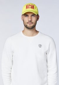 Chiemsee MIT JUMPER PRINT - Cap - lemon tonic