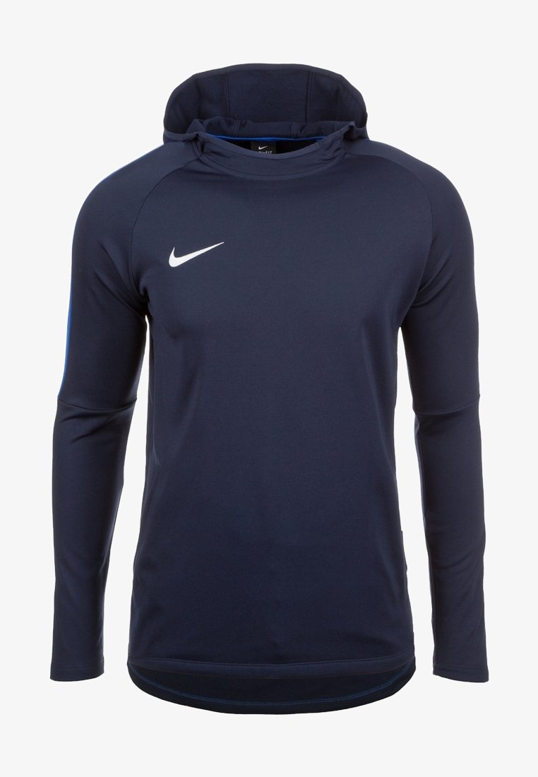 Sweat à capuche Nike bleu foncé manches longues avec un logo swoosh blanc sur la poitrine gauche et une coupe athlétique ajustée.