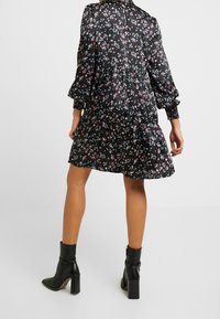 VILA Petite Vardagsklänning - black