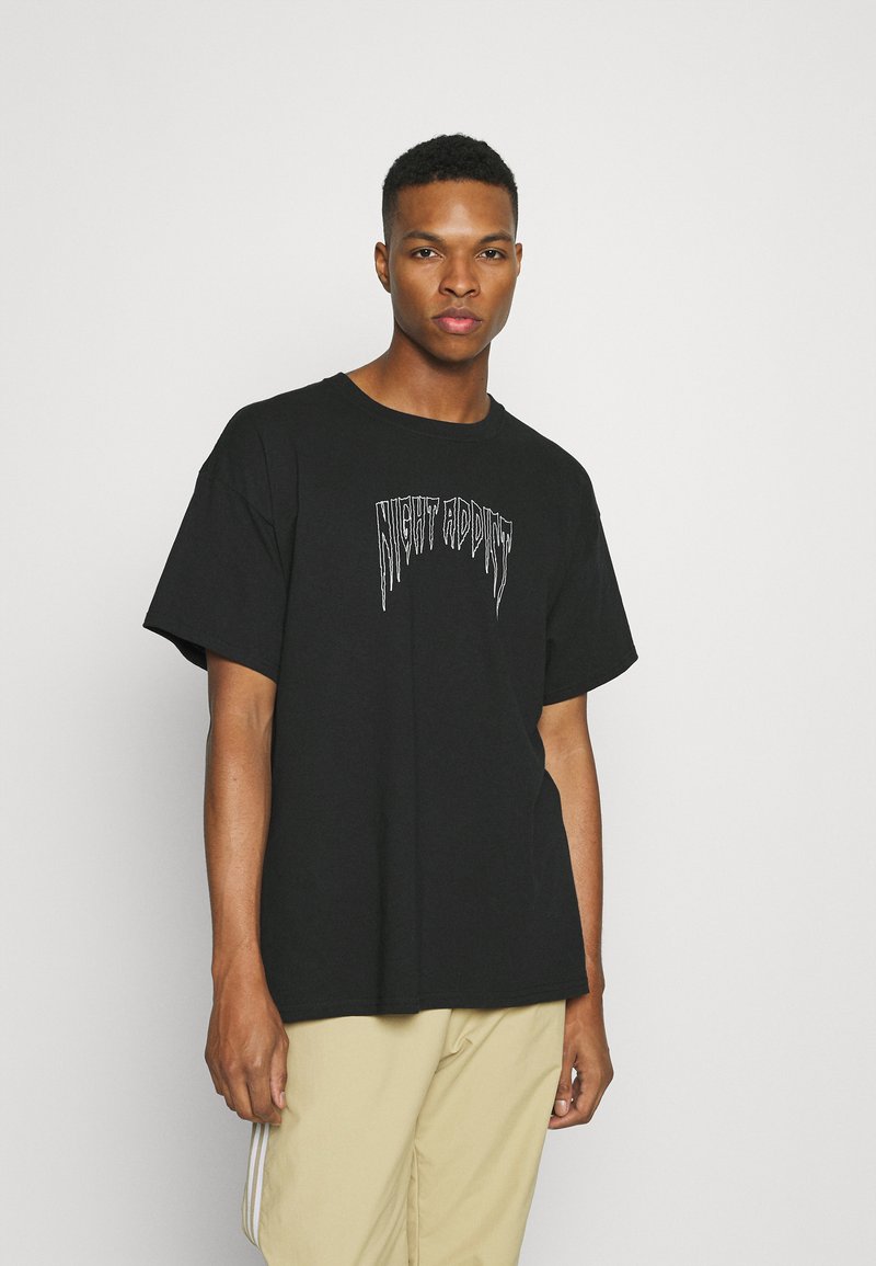 Herren T-Shirts basic | Night Addict T-Shirt print black/schwarz - AK02810 Herren T-Shirts basic | Night Addict T-Shirt print black/schwarz - AK02810