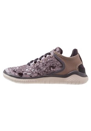 Nike Performance Chaussures de running sur route - grey