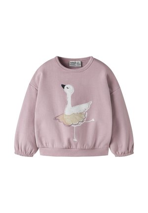 Lichtroze sweatshirt met een ronde hals, elastische manchetten en een decoratief geborduurd flamingo-ontwerp in wit en goud in het midden.