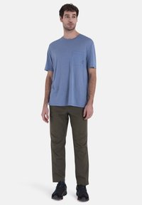 icebreaker POCKE TE - T-Shirt sport - LIGHT BLUE
