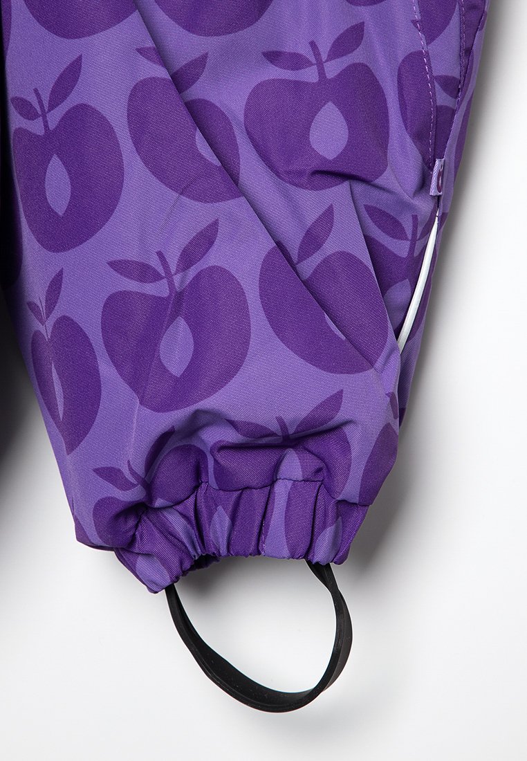 Kinder Jacken | Småfolk SNOWSUIT, 2 ZIPPER. APPLE Schneeanzug purple heart/lila - VJ24916 Kinder Jacken | Småfolk SNOWSUIT, 2 ZIPPER. APPLE Schneeanzug purple heart/lila - VJ24916