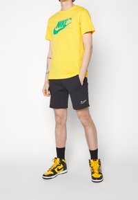 Nike Sportswear Šortky - black