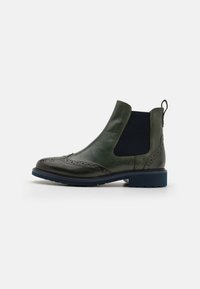 Damesmode: de must-have schoenen bij een jeans - Melvin & Hamilton
