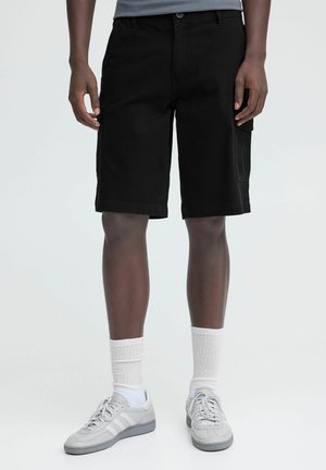 Blend, CARGOSHORTS REGULAR FIT REISSVERSCHLUSS SEITENTASCHEN - Shorts - schwarz