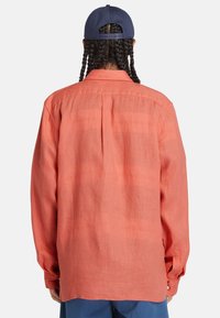 Timberland POCKET - Camicia - burnt sienna app