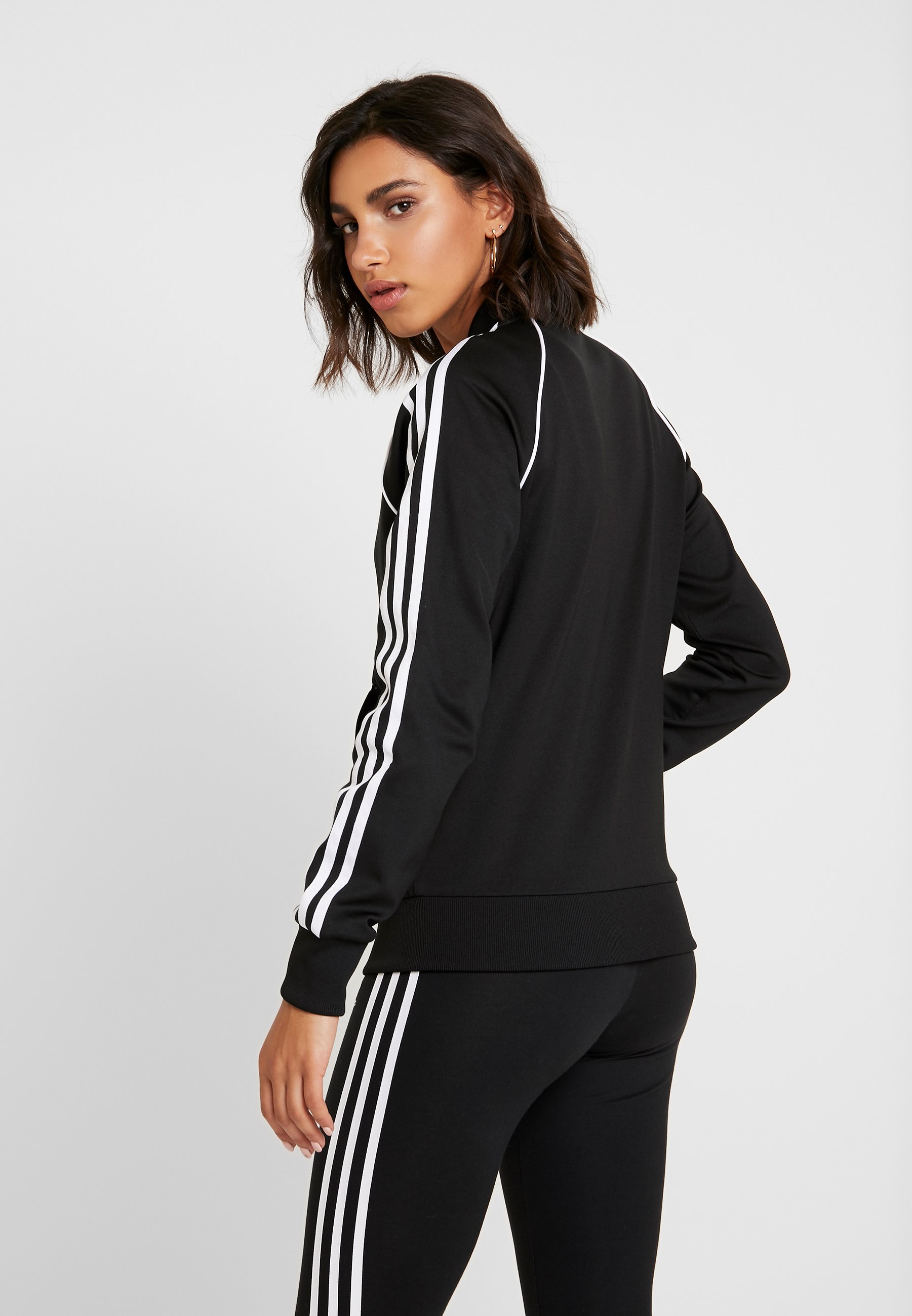 adidas Originals SUPERSTAR ADICOLOR SPORT INSPIRED TRACK TOP adidas Originals SUPERSTAR ADICOLOR SPORT INSPIRED TRACK TOP