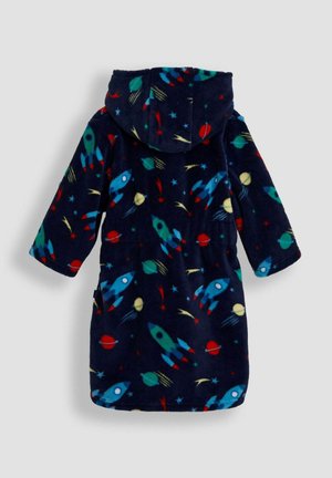 Svetlo modra flis kopalna halja s kapuco, ki ima barvite vzorce raket in planetov. Mehka tekstura in dolgi rokavi.