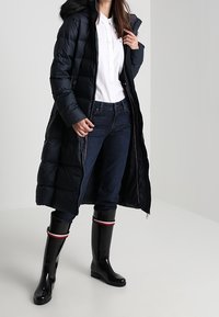 Tommy Hilfiger Piumino lungo - dark blue
