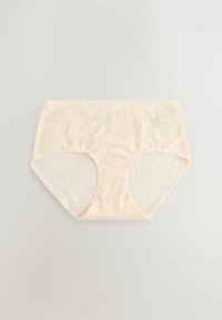 Chiloti cu talie înaltă din dantelă, culoare bej deschis, cu modele florale și textură semitransparentă, oferind acoperire completă și talie netedă.