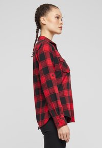 Brandit FLANELL - Button-down blouse - red black